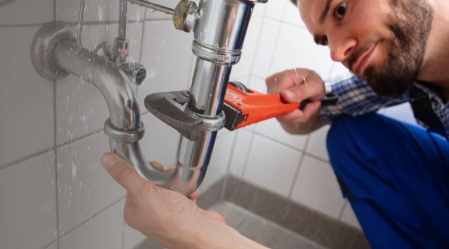 Professional same day plumber services in Decorah, IA